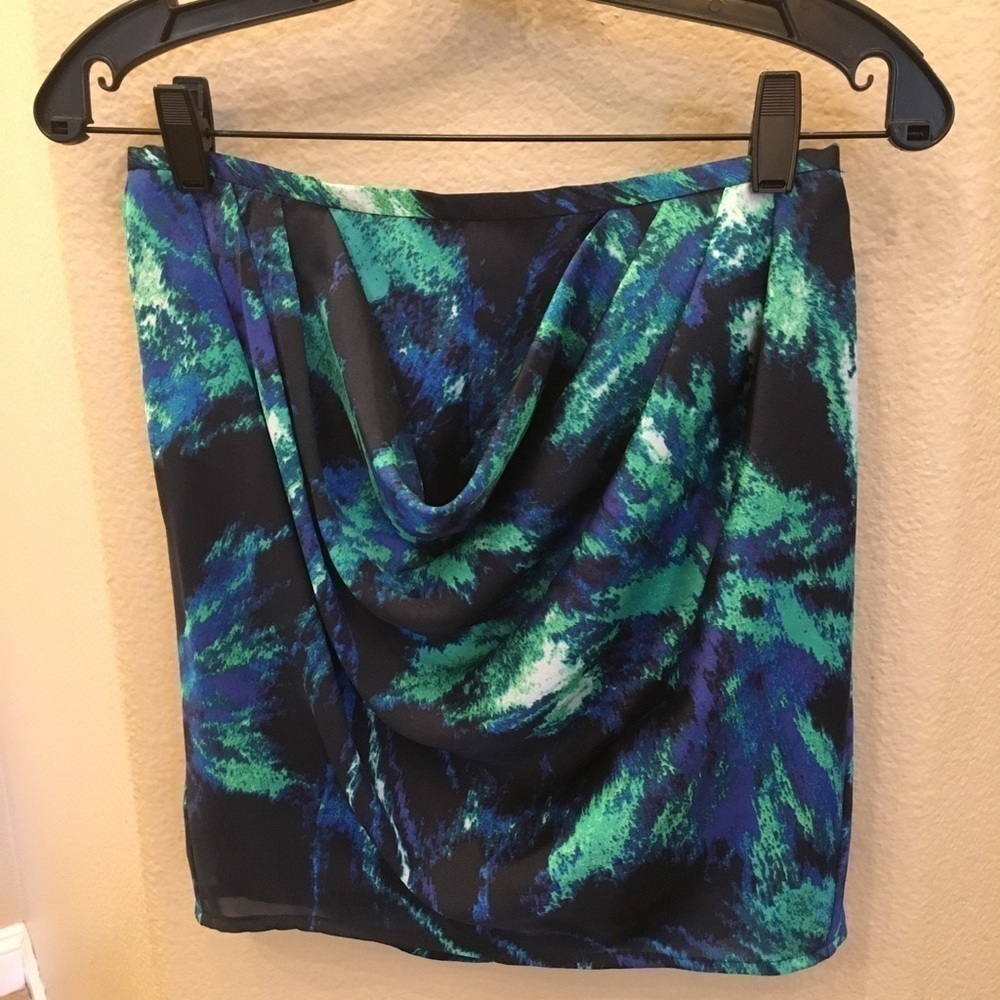 GO INTERNATIONAL Brand Target Skirt Size 1/Small